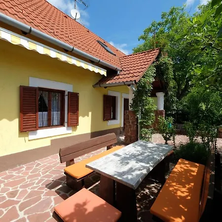 Hébergement de vacances Panorama Nyaralo Szentbekkalla