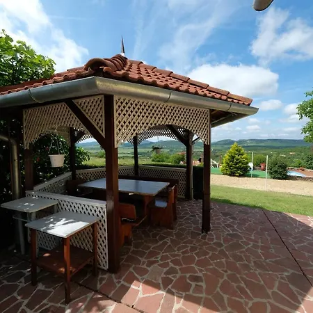 Holiday home Panorama Nyaralo *