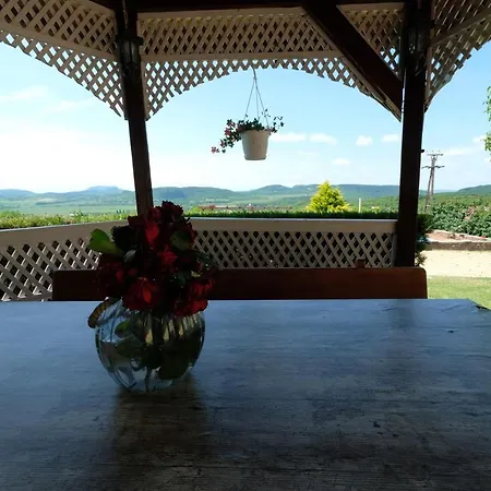 Panorama Nyaralo Holiday home *
